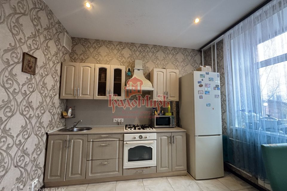 Продаётся 3-комнатная квартира, 58.7 м²