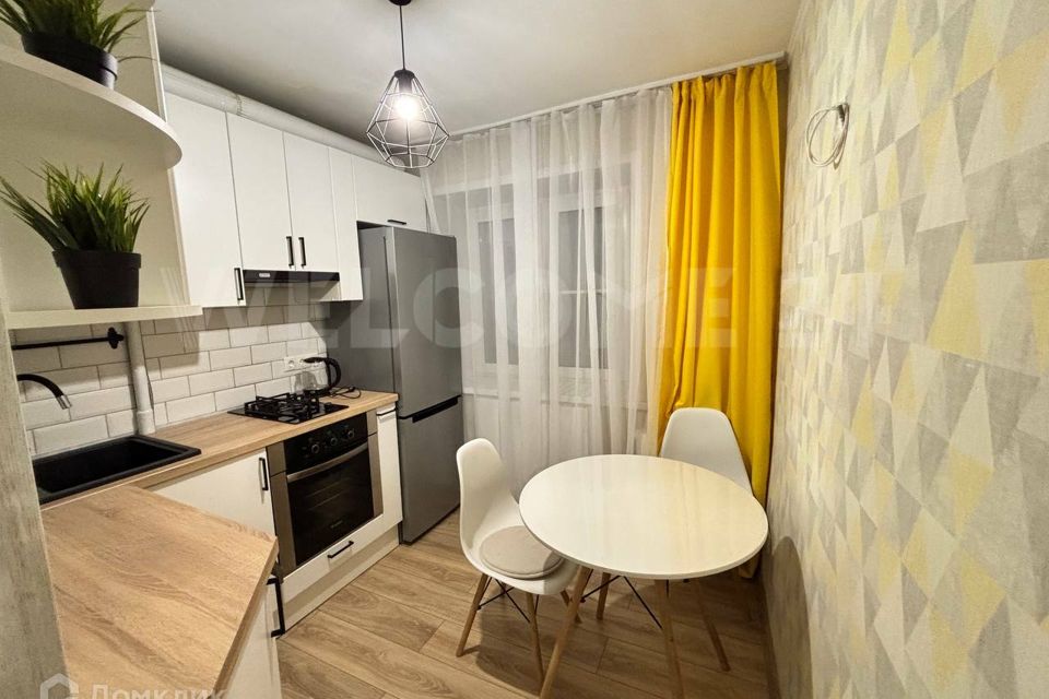 Продаётся 2-комнатная квартира, 43.2 м²