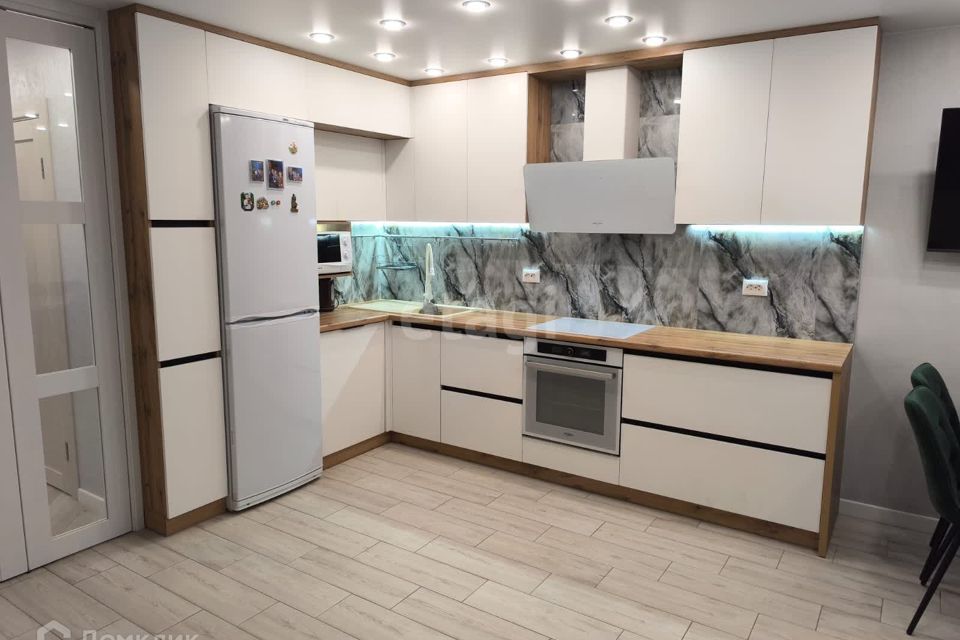 Продаётся 3-комнатная квартира, 79.9 м²