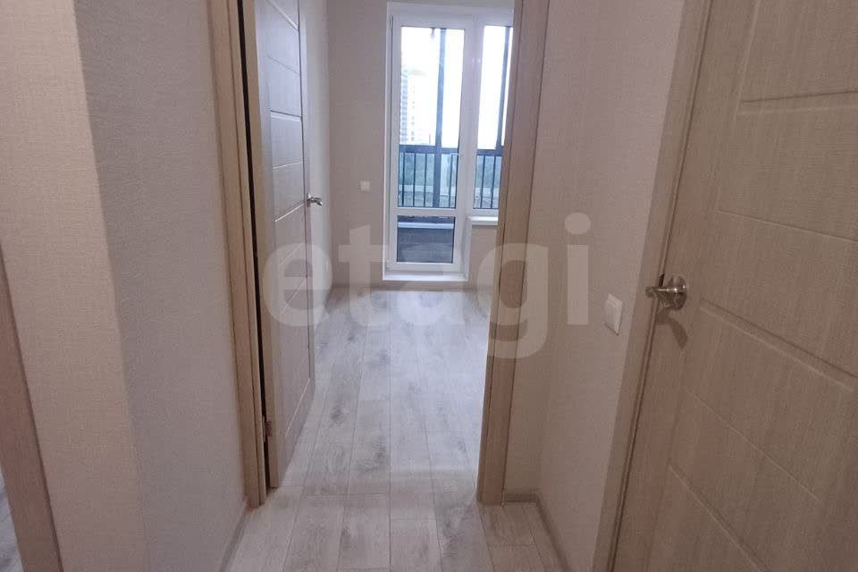 Продаётся 1-комнатная квартира, 32 м²