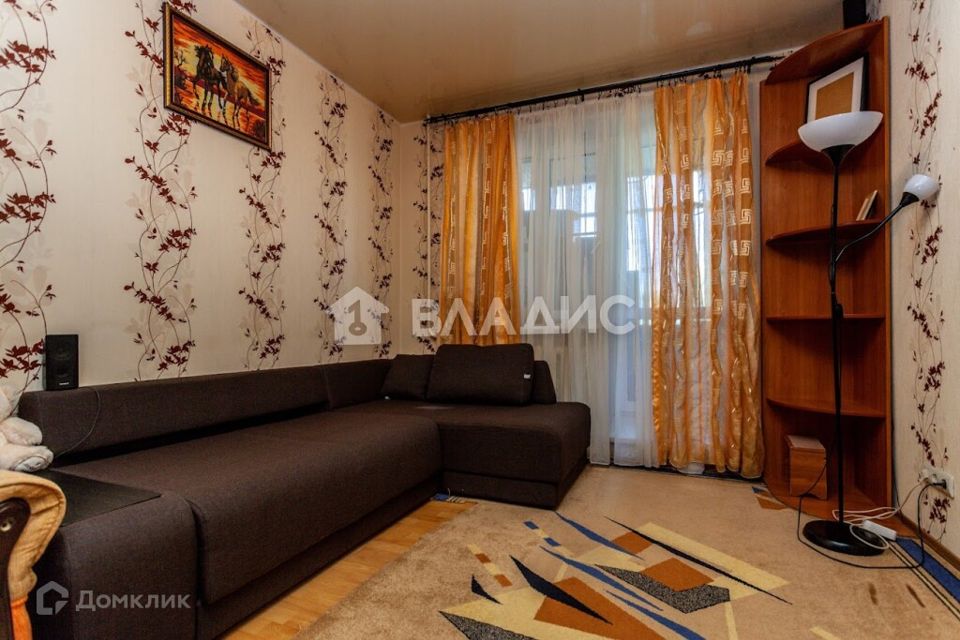 Продаётся 3-комнатная квартира, 61.4 м²