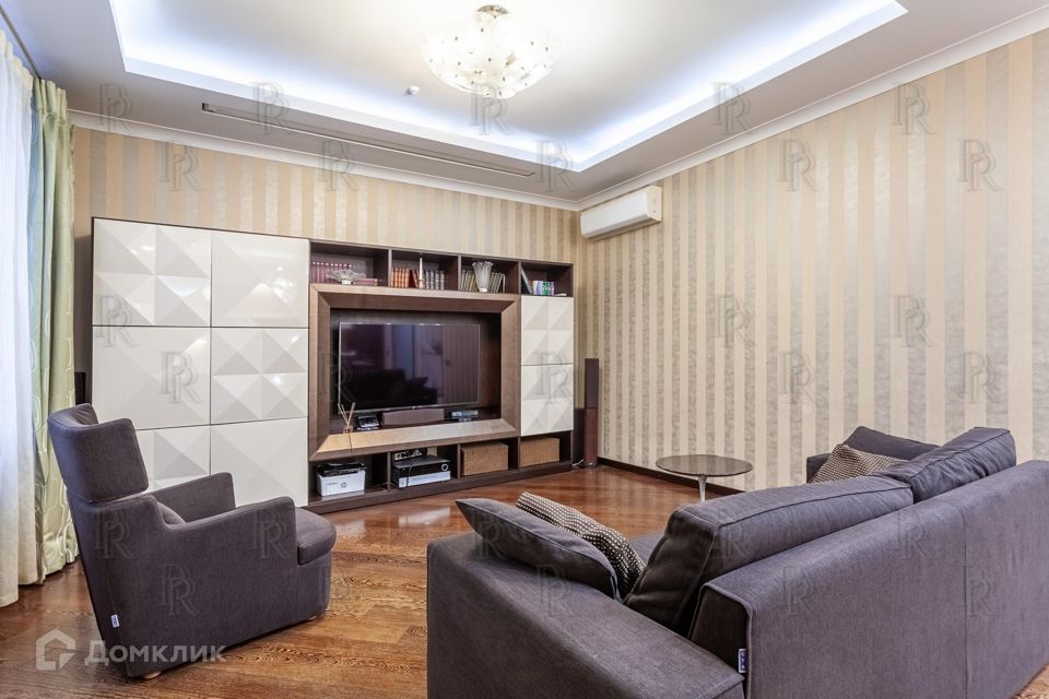 Продаётся 2-комнатная квартира, 64 м²