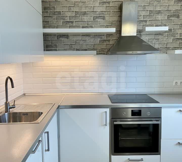Продаётся 1-комнатная квартира, 37.9 м²