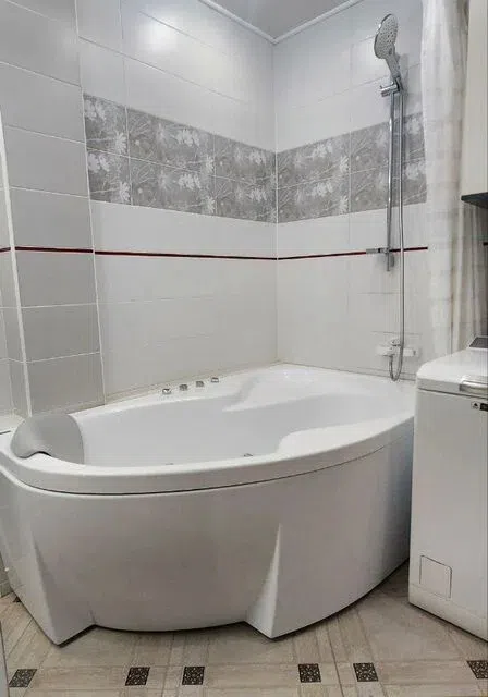Продаётся 4-комнатная квартира, 88.5 м²