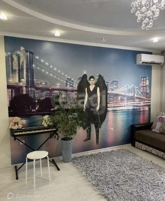 Сдаётся 2-комнатная квартира, 81.6 м²