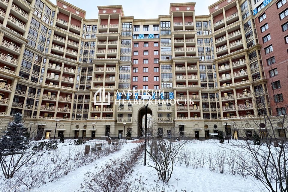 Продаётся 1-комнатная квартира, 43.2 м²