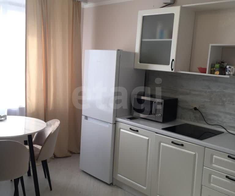 Сдаётся 1-комнатная квартира, 43 м²