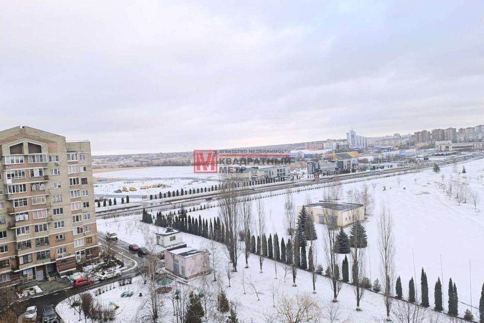 Продаётся 2-комнатная квартира, 69.5 м²