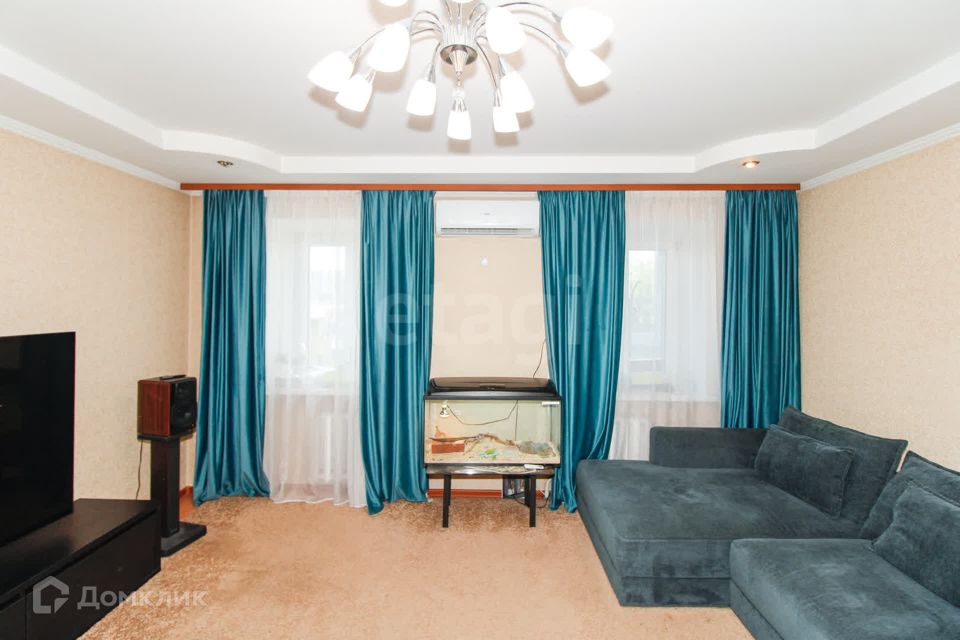 Продаётся 2-комнатная квартира, 70 м²