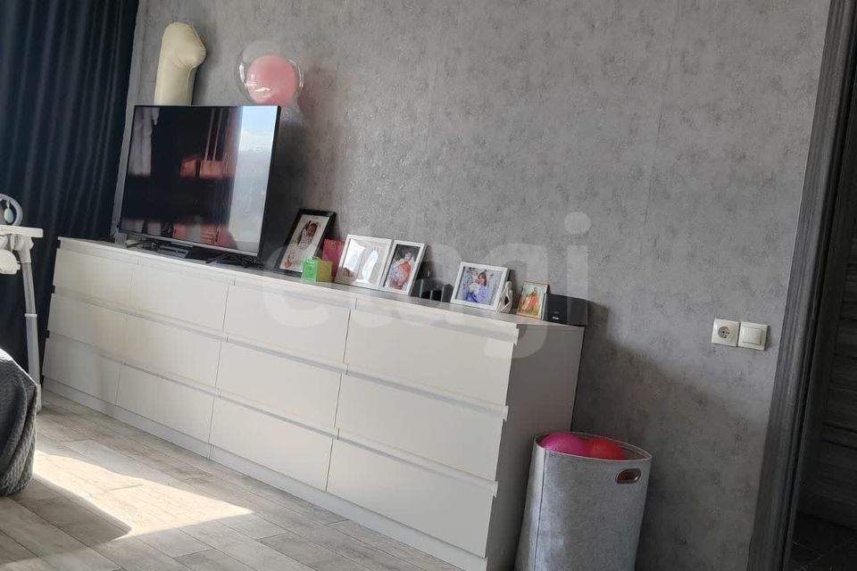 Продаётся 1-комнатная квартира, 37 м²