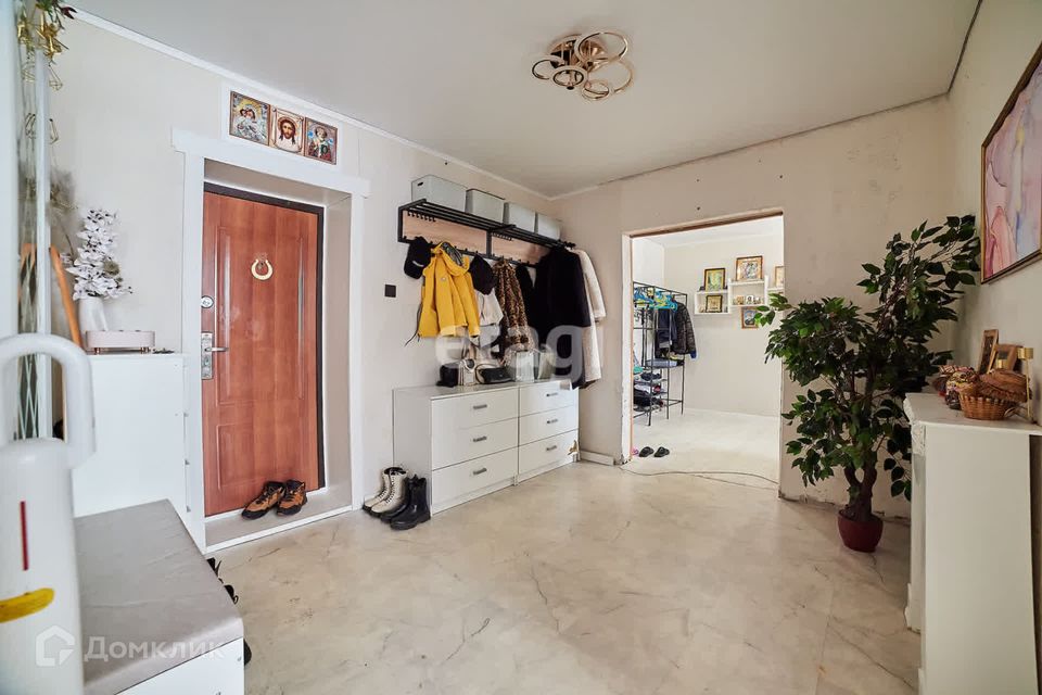 Продаётся 2-комнатная квартира, 93.5 м²