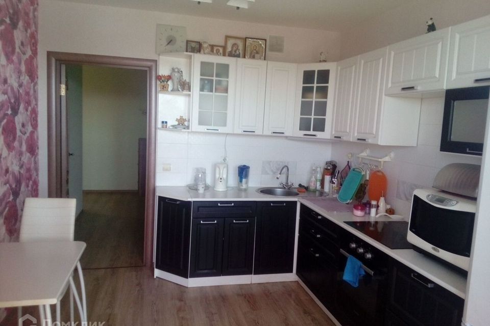 Сдаётся 2-комнатная квартира, 69 м²