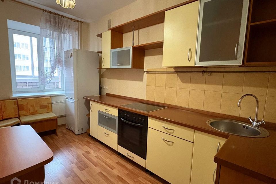 Продаётся 1-комнатная квартира, 38.1 м²