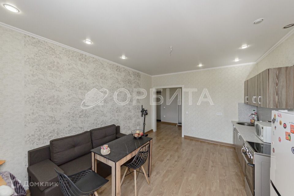 Продаётся 1-комнатная квартира, 42.4 м²