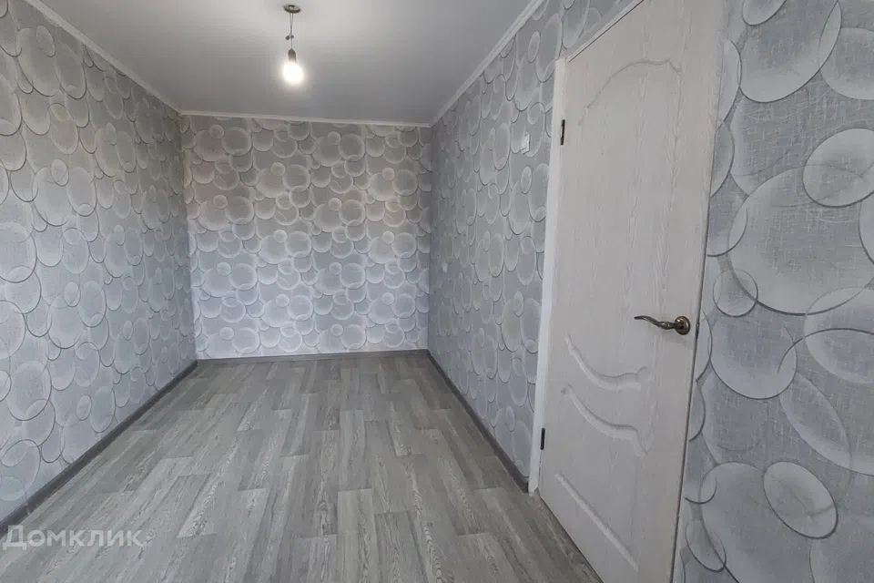 Продаётся 3-комнатная квартира, 56.5 м²