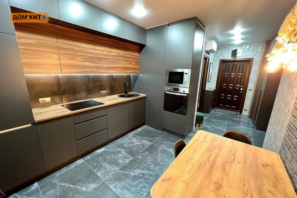 Продаётся 2-комнатная квартира, 56 м²