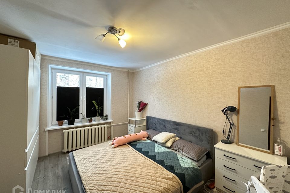 Продаётся 4-комнатная квартира, 77.8 м²