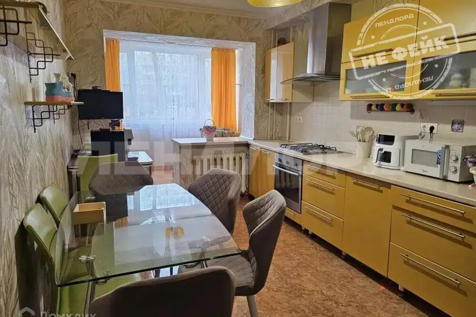Продаётся 3-комнатная квартира, 85.3 м²