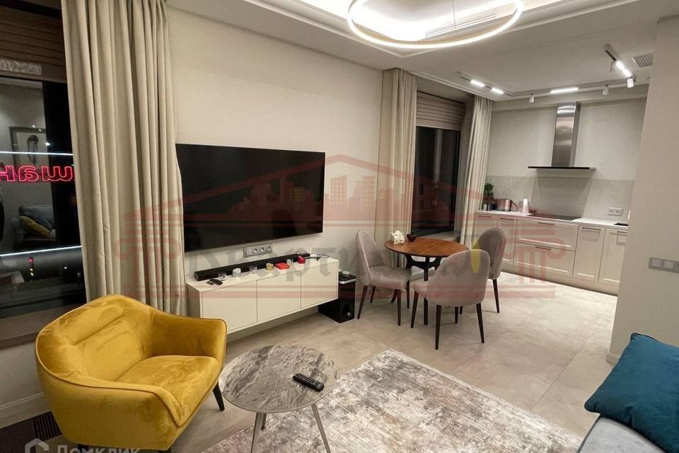 Сдаётся 2-комнатная квартира, 56.2 м²