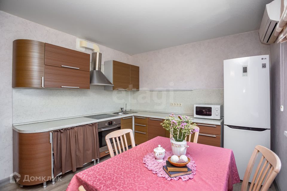 Продаётся 3-комнатная квартира, 79.2 м²