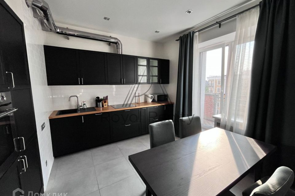 Сдаётся 2-комнатная квартира, 80 м²
