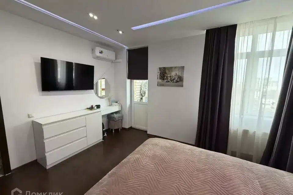 Продаётся 3-комнатная квартира, 90 м²