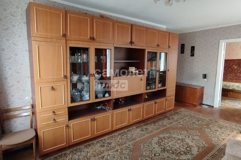 Сдаётся 3-комнатная квартира, 57 м²