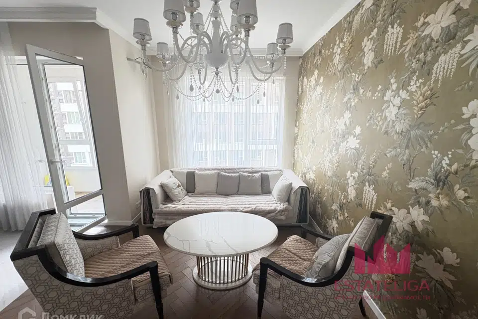 Продаётся 3-комнатная квартира, 108.1 м²