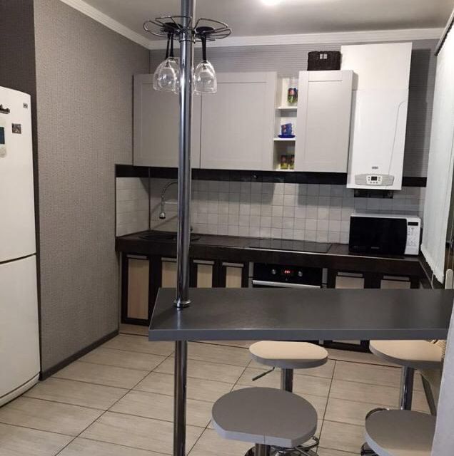 Продаётся 3-комнатная квартира, 57 м²