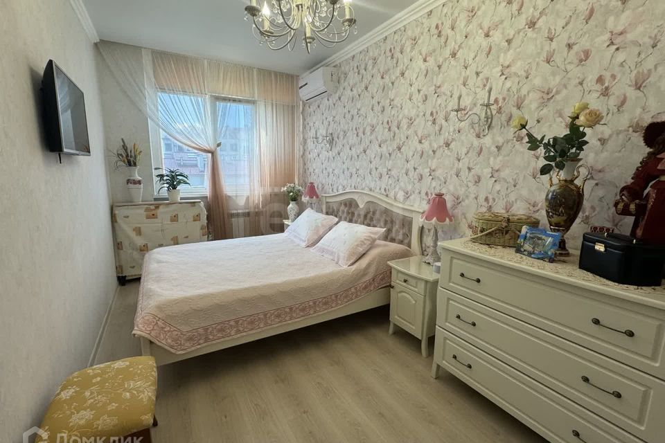 Продаётся 1-комнатная квартира, 40.3 м²