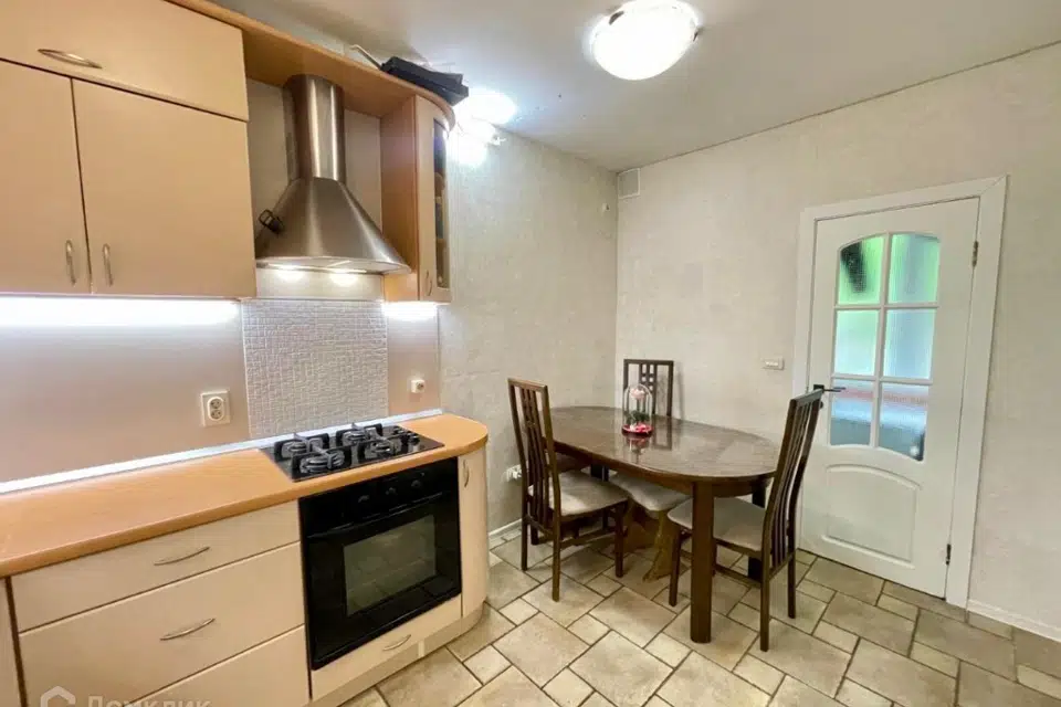 Продаётся 2-комнатная квартира, 40.4 м²
