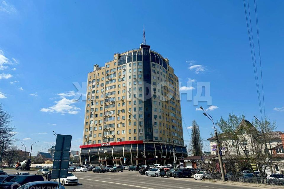 Продаётся 3-комнатная квартира, 105.9 м²