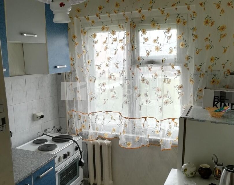 Сдаётся 4-комнатная квартира, 65 м²