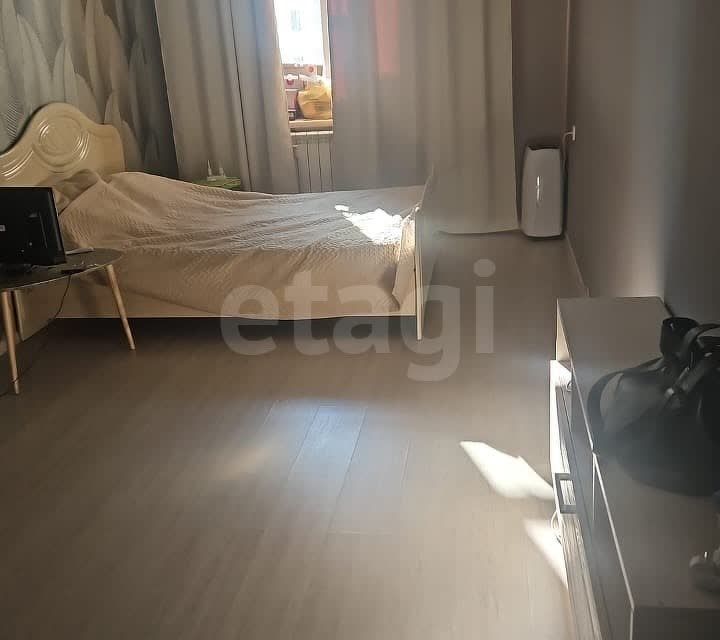 Продаётся 2-комнатная квартира, 67.4 м²