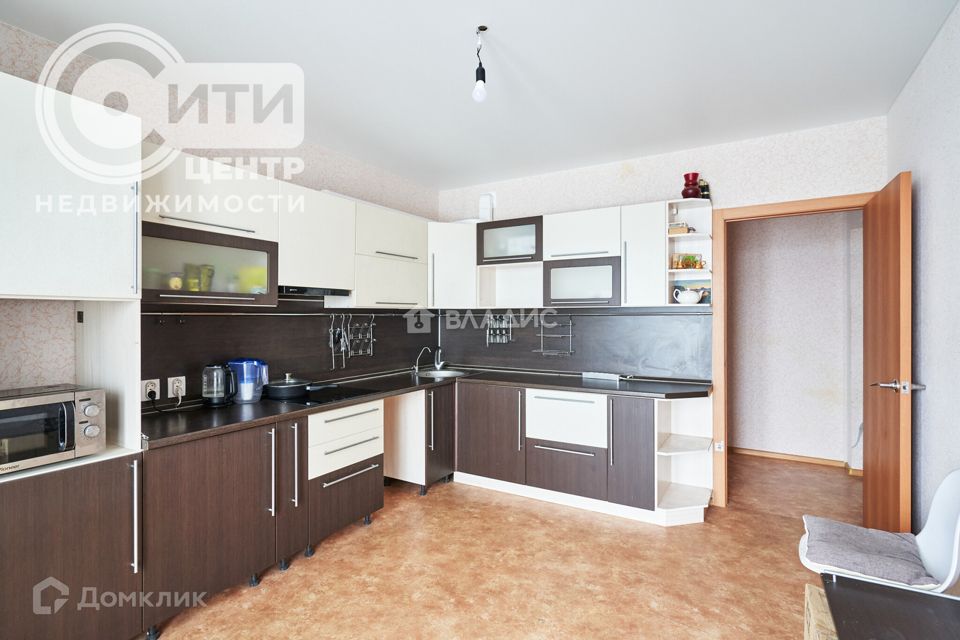 Продаётся 2-комнатная квартира, 64.7 м²