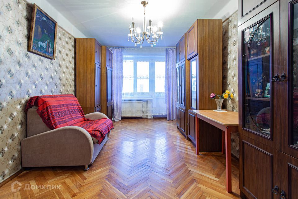 Продаётся 3-комнатная квартира, 61.8 м²