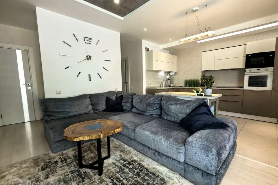 Продаётся 3-комнатная квартира, 91 м²