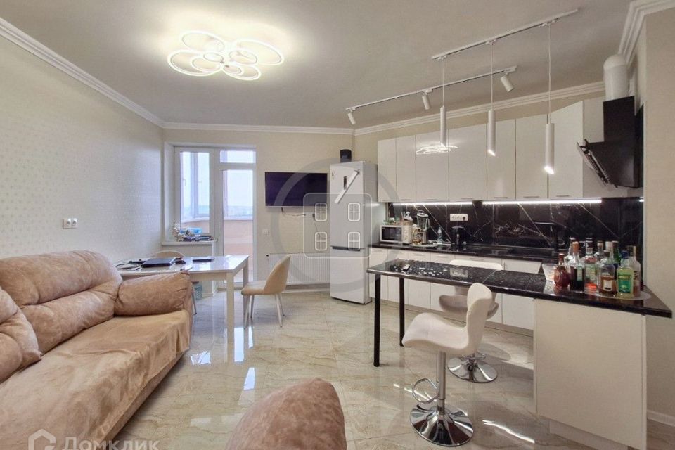 Продаётся 3-комнатная квартира, 98.9 м²