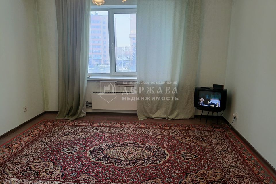 Продаётся 1-комнатная квартира, 47 м²