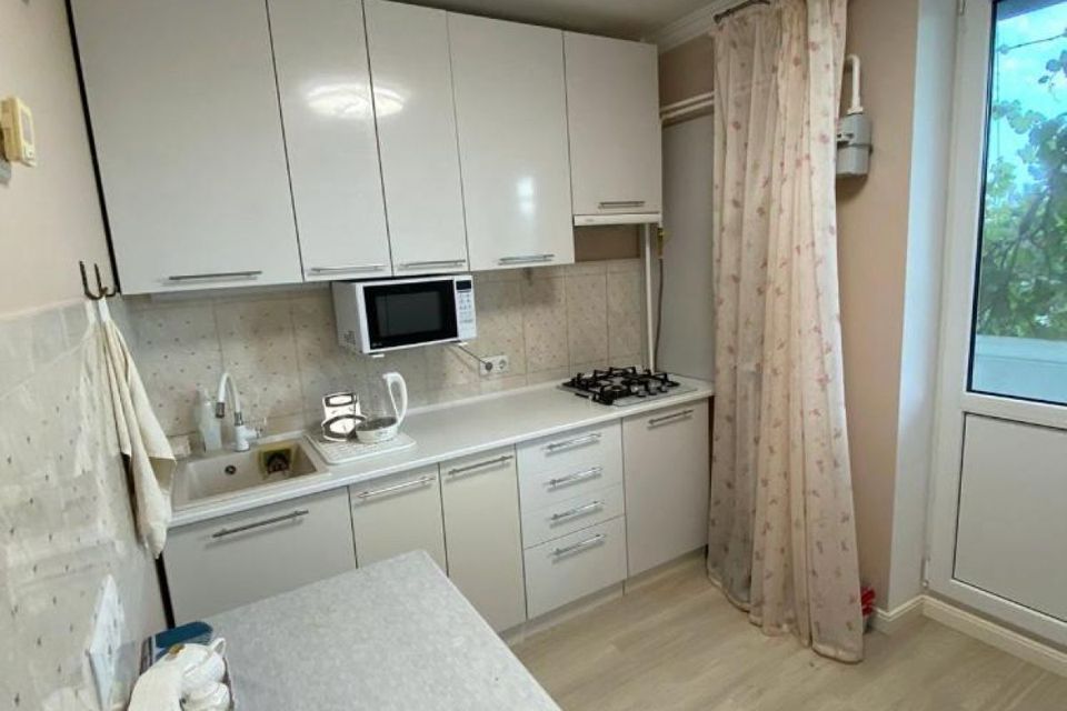 Продаётся 3-комнатная квартира, 65.3 м²