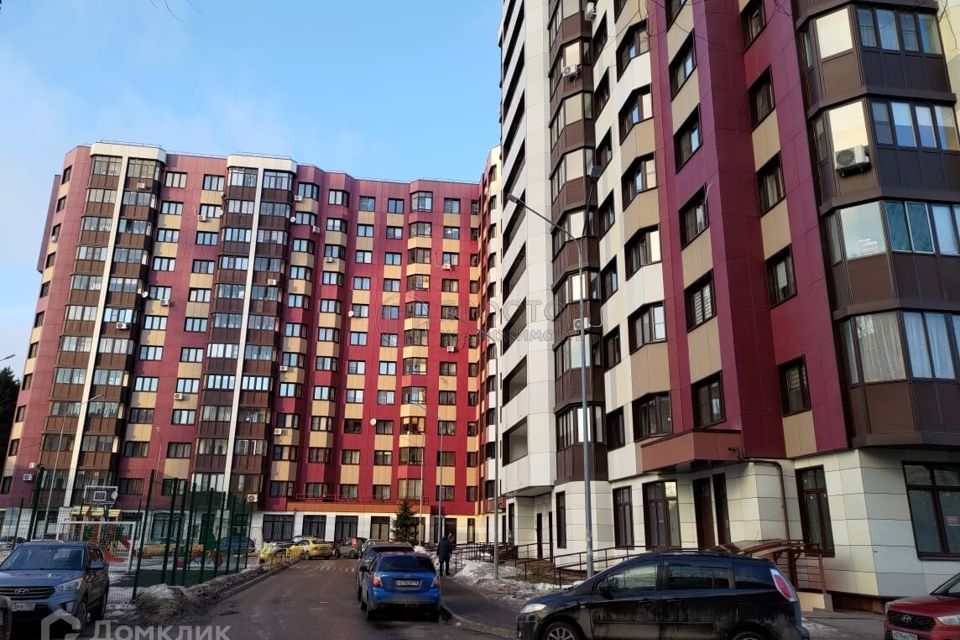 Продаётся 1-комнатная квартира, 42.3 м²