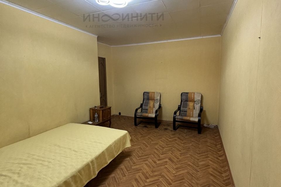 Продаётся 1-комнатная квартира, 37.8 м²