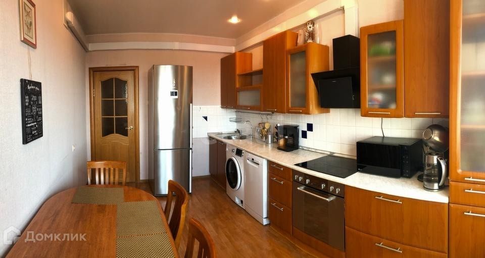 Продаётся 2-комнатная квартира, 70.5 м²