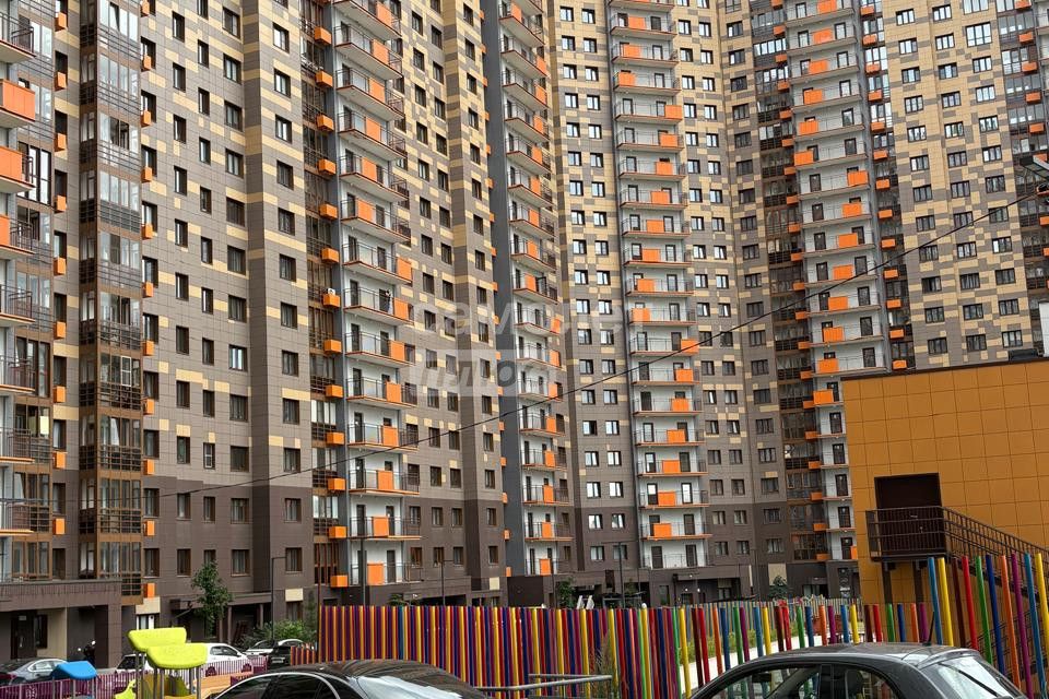 Продаётся 2-комнатная квартира, 59.3 м²