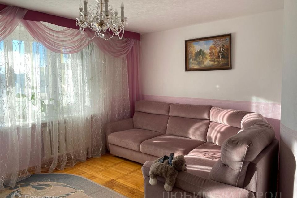 Продаётся 4-комнатная квартира, 114.4 м²