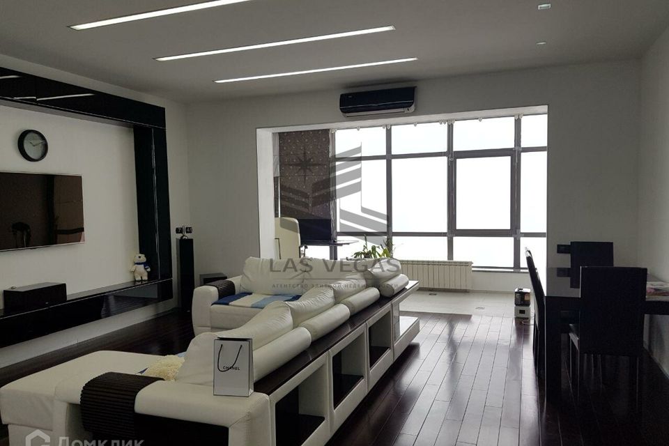 Сдаётся 3-комнатная квартира, 110 м²