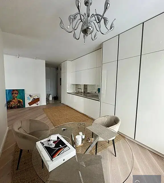 Продаётся 3-комнатная квартира, 70.1 м²