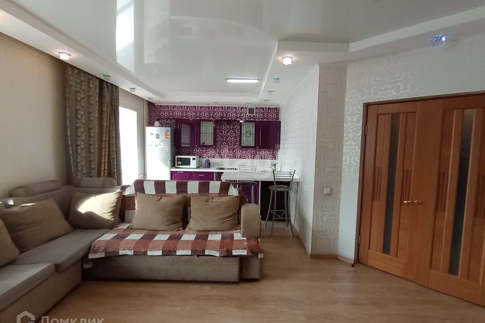 Продаётся 1-комнатная квартира, 51.8 м²