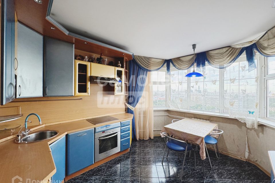 Продаётся 3-комнатная квартира, 76 м²