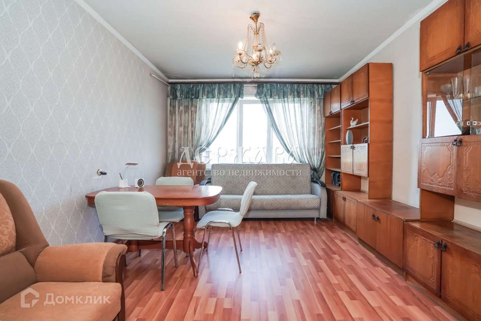 Продаётся 3-комнатная квартира, 62.8 м²